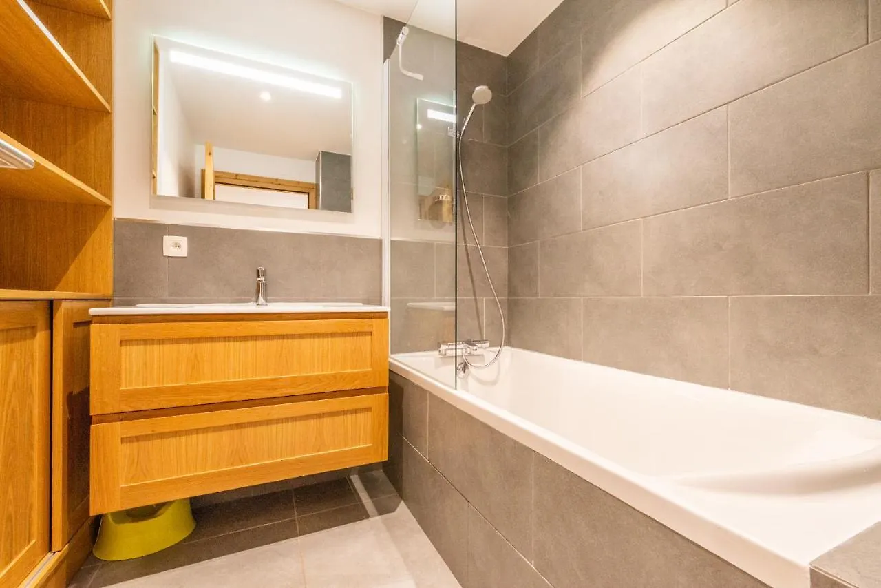 Apartment Apt. Grand Paradis B14 - Modern With Mont Blanc View Chamonix